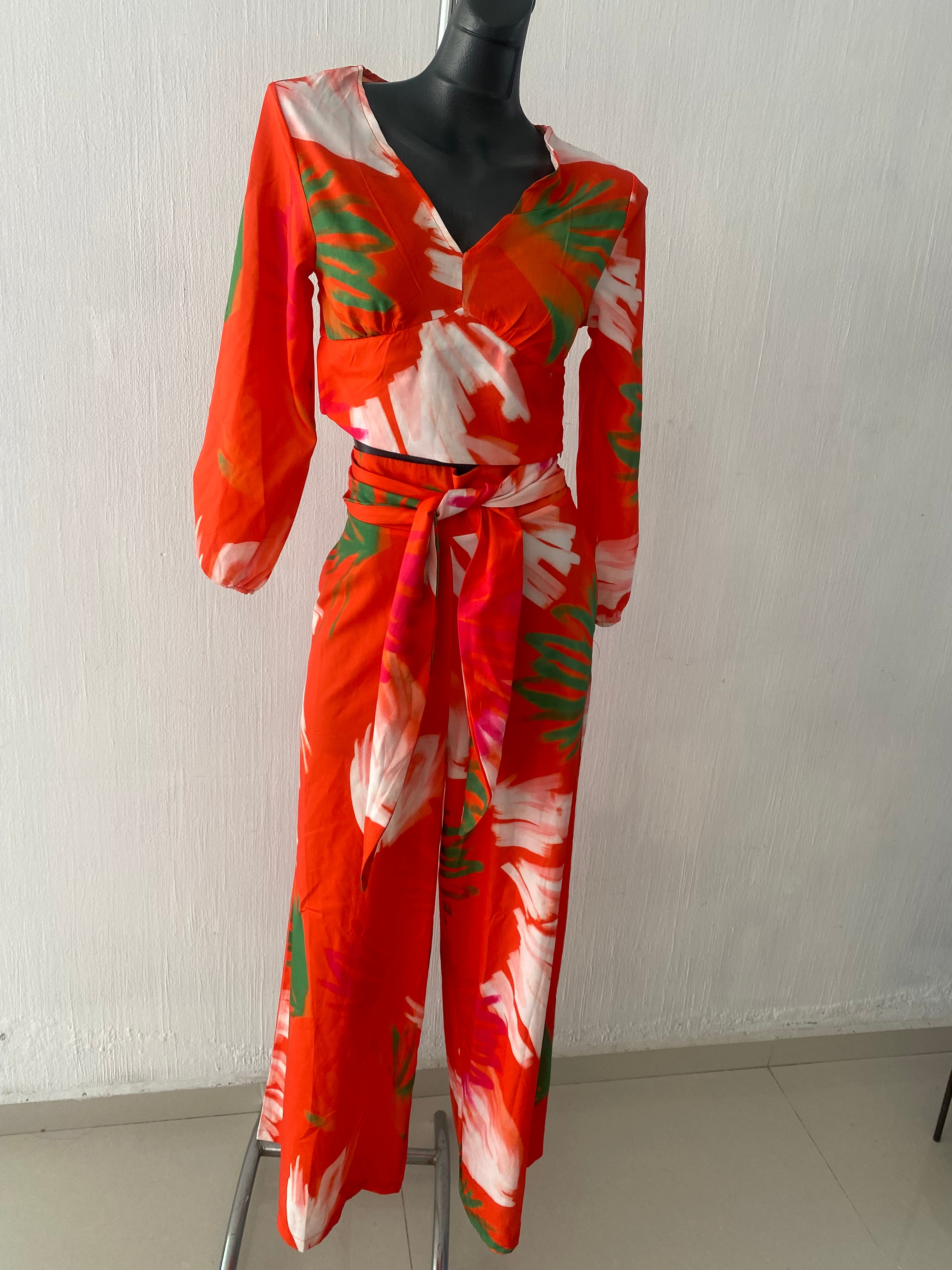 Dress - Blusa y pantalón  las tallas v