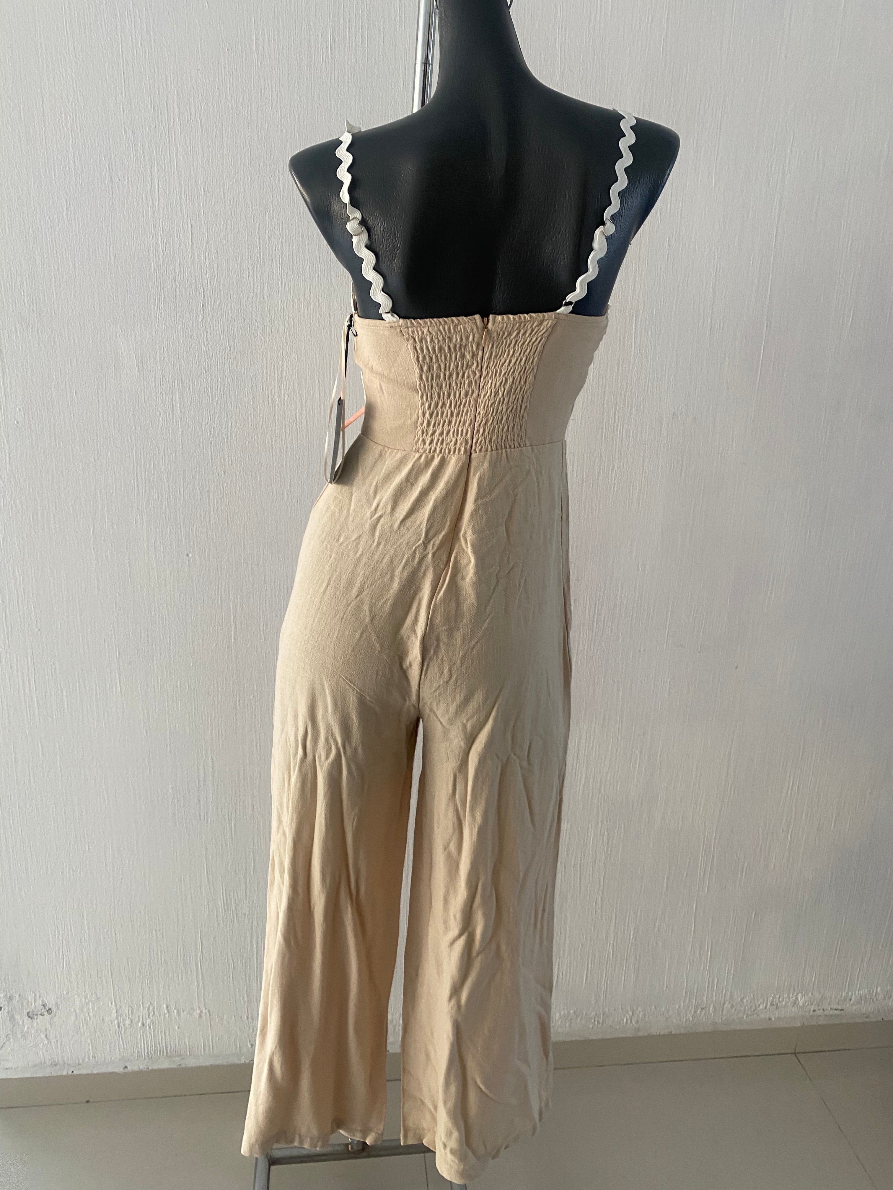 Palaxo o enterizo ideal para el calor, la talla viene reducida