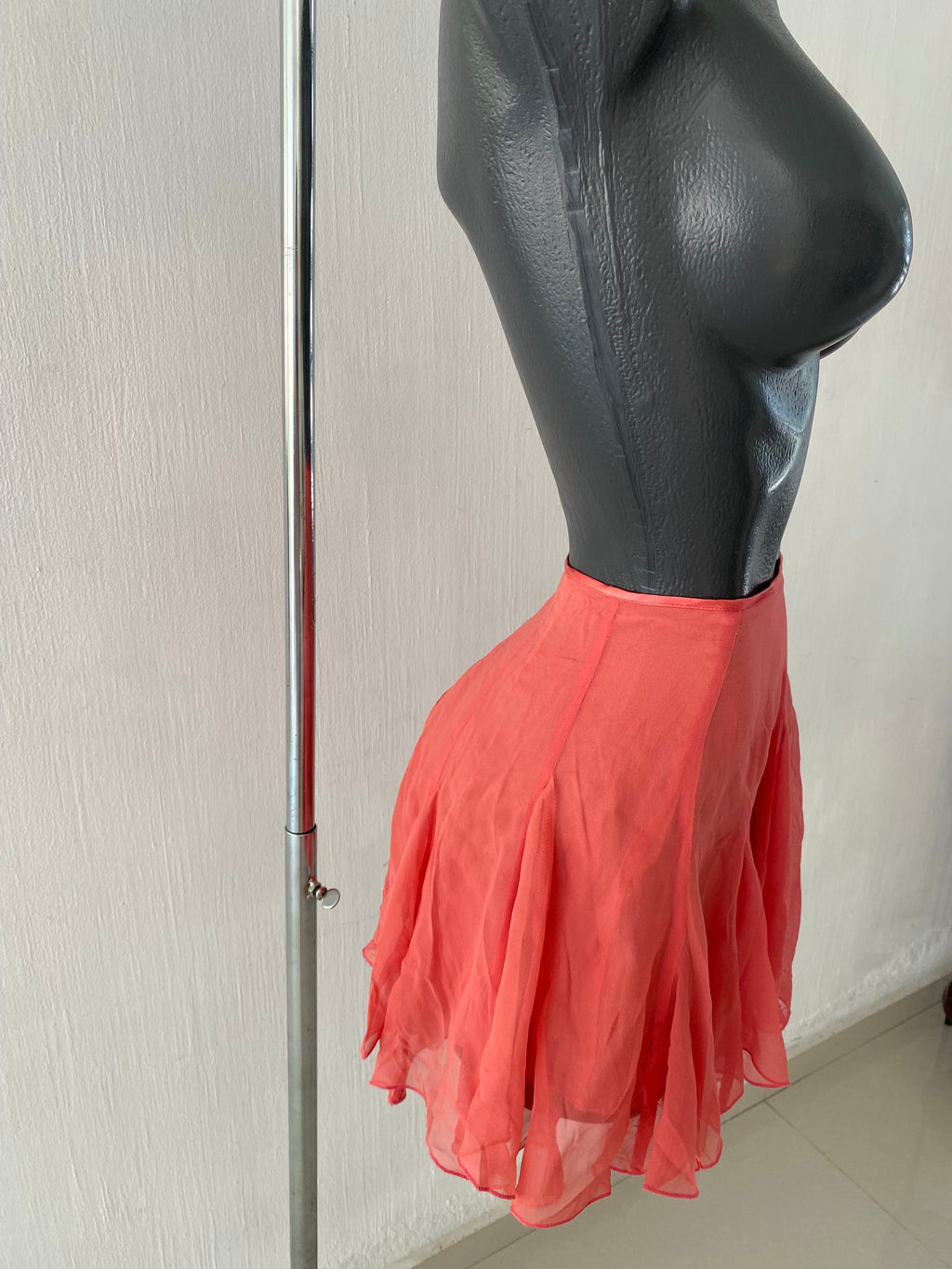 Falda corta ideal para tiempo de calor